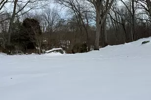 10 Milton Rd, Waterford, CT 06375 - Photo 30