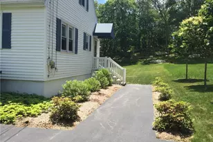 10 Milton Rd, Waterford, CT 06375 - Photo 4