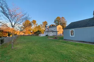 270 N Water St, Stonington, CT 06378 - Photo 4