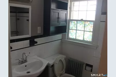 64 Fanway Avenue, Bristol, CT 06010 - Photo 10