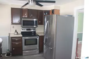 64 Fanway Ave, Bristol, CT 06010 - Photo 4