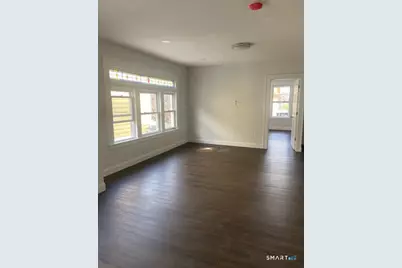 666 Capitol Avenue #2, Bridgeport, CT 06606 - Photo 4