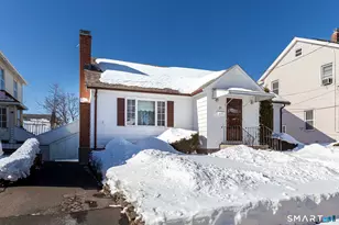 25 Nesbit Ave, West Hartford, CT 06119 - Photo 2