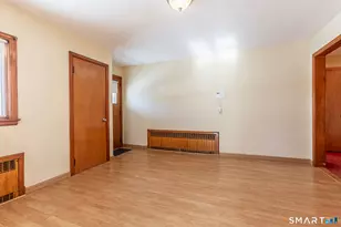 25 Nesbit Ave, West Hartford, CT 06119 - Photo 12