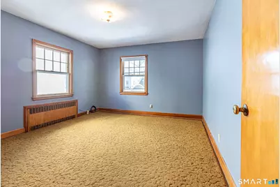 25 Nesbit Avenue, West Hartford, CT 06119 - Photo 14