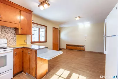 25 Nesbit Avenue, West Hartford, CT 06119 - Photo 6