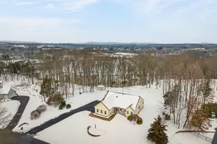 4 N Ridge Dr, Cromwell, CT 06416 - Photo 6