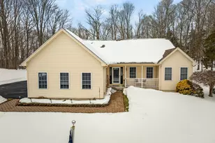 4 N Ridge Dr, Cromwell, CT 06416 - Photo 1