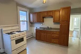 512 Broad St, Hartford, CT 06106 - Photo 4