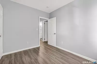 1322 Stratford Avenue, Bridgeport, CT 06607 - Photo 16