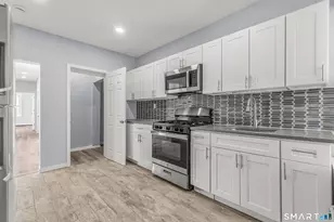 1220 Pembroke St, Bridgeport, CT 06608 - Photo 16