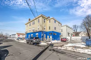 1220 Pembroke St, Bridgeport, CT 06608 - Photo 4
