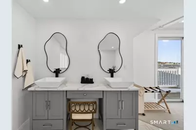 352 Pequot Avenue, New London, CT 06320 - Photo 22