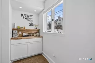 352 Pequot Ave, New London, CT 06320 - Photo 26