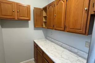 256 Center St, West Haven, CT 06516 - Photo 4