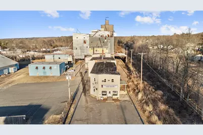 46 Apel Place, Manchester, CT 06042 - Photo 1