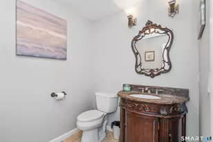 243 Terry Rd, Hartford, CT 06105 - Photo 22