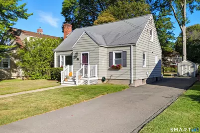 18 Saint James Street, West Hartford, CT 06119 - Photo 2