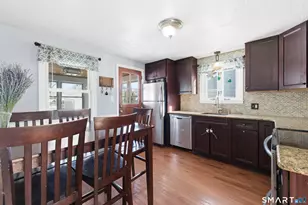 18 St James St, West Hartford, CT 06119 - Photo 12