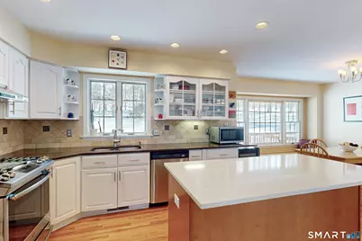 183 Coachmans Drive, Southbury, CT 06488 - Photo 6