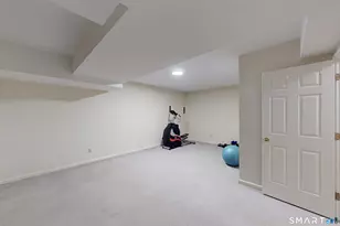 183 Coachmans Dr, Southbury, CT 06488 - Photo 32