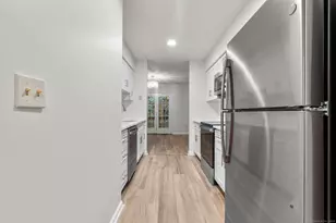 98 Crown Ridge, Newington, CT 06111 - Photo 8