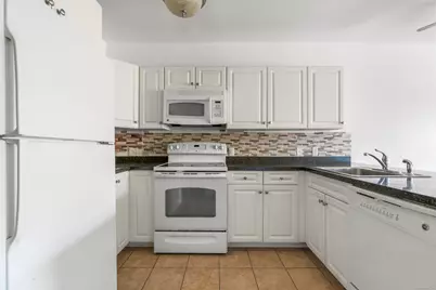 2660 North Avenue #238, Bridgeport, CT 06604 - Photo 4