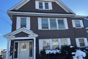 292 Ridgefield Ave, Bridgeport, CT 06610 - Photo 2