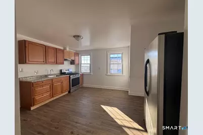 292 Ridgefield Avenue #3, Bridgeport, CT 06610 - Photo 6