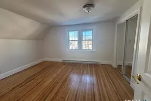 292 Ridgefield Ave, Bridgeport, CT 06610 - Photo 4