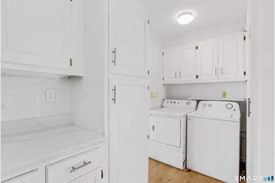 3432 Old Town Road, Bridgeport, CT 06606 - Photo 14