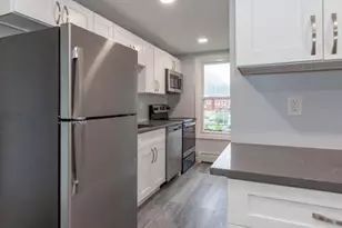 23 Pearl St, Manchester, CT 06040 - Photo 8