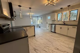 46 Bracewood Rd, Waterbury, CT 06706 - Photo 22