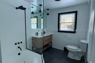 46 Bracewood Rd, Waterbury, CT 06706 - Photo 16