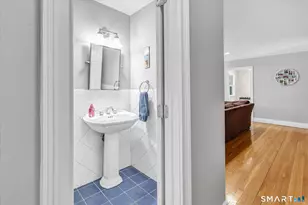 10 Doe Hollow Dr, Trumbull, CT 06611 - Photo 10