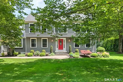 10 Doe Hollow Drive, Trumbull, CT 06611 - Photo 2