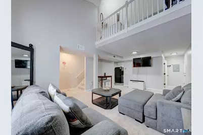 11 Concorde Way #B2, Windsor Locks, CT 06096 - Photo 6