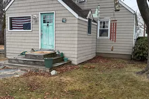 65 Eastern Pkwy, Milford, CT 06460 - Photo 4