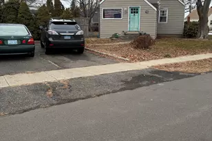 65 Eastern Pkwy, Milford, CT 06460 - Photo 10