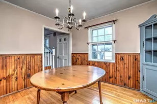 8 Meadow Circle Rd, Branford, CT 06405 - Photo 12