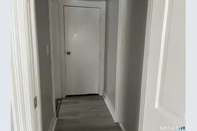 22 Hawthorne Street #6, Norwich, CT 06360 - Photo 4