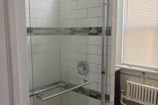 252 Maplewood Ave, Bridgeport, CT 06605 - Photo 6