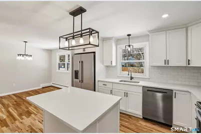 38 Mildred Road, West Hartford, CT 06107 - Photo 2