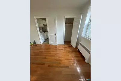 305 Parrott Avenue #1A, Bridgeport, CT 06606 - Photo 2