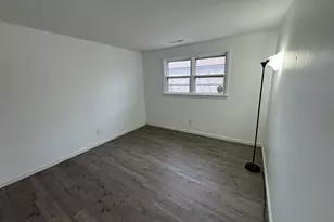 50 Wood St, West Haven, CT 06516 - Photo 4