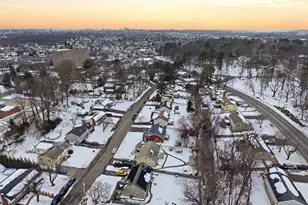 119 Jennings Ave, Bridgeport, CT 06610 - Photo 18