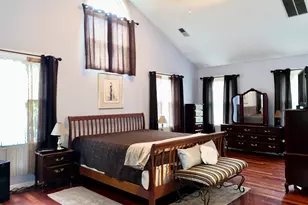 1908 Stratfield Rd, Fairfield, CT 06825 - Photo 8