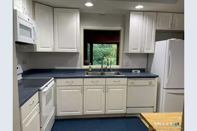 5 Inwood Lane, Westport, CT 06880 - Photo 2