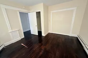 15 Beacon St, Hartford, CT 06105 - Photo 6