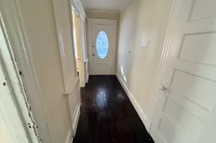 15 Beacon St, Hartford, CT 06105 - Photo 8